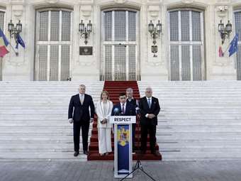 Η ακροδεξιά διεκδικεί τα σκήπτρα και στη Ρουμανία