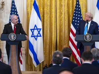 Ο πρωθυπουργός του Ισραήλ Νετανιάχου αναχωρεί αύριο για τις ΗΠΑ, όπου θα συναντηθεί με τον πρόεδρο Τραμπ, επιβεβαιώνουν οι υπηρεσίες του