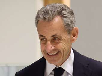 Εκτός φυλακής από σήμερα ο Νικολά Σαρκοζί - Θα τεθεί υπό δικαστική επιτήρηση