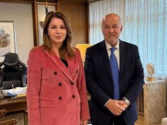 Στην άμεση ενεργοποίηση του Εργαλείου Εκτίμησης Επικινδυνότητας ενδοοικογενειακής βίας συμφώνησαν Γ. Φλωρίδης και Κατ. Παπακώστα