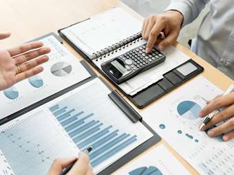 Έρχονται προσφυγές για τα τέλη χαρτοσήμου στα επιχειρηματικά δάνεια