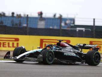 F1 GP Μ. Βρετανίας Κατατακτήριες: Η Mercedes κατέκτησε την πρώτη σειρά