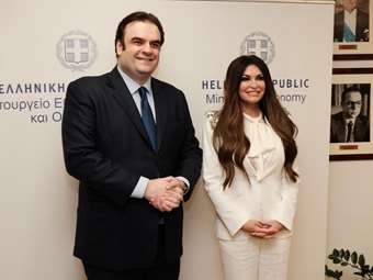 Συνάντηση K. Πιερρακάκη- K. Γκιλφόιλ στο ΥΠΕΘΟ για επενδύσεις και οικονομική συνεργασία