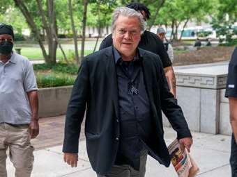 ΗΠΑ: Αποφυλακίστηκε ο Στιβ Μπάνον μια εβδομάδα πριν τις εκλογές