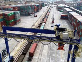 Μειωμένη κατά 3,9% η διακίνηση εμπορευμάτων στα ελληνικά λιμάνια το β' τρίμηνο