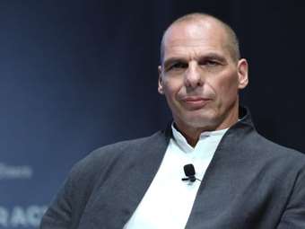 Taz: "Απόλυτο μπέρδεμα" η απαγόρευση εισόδου Βαρουφάκη