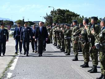 Στη Λέσβο την Κυριακή του Πάσχα ο Ν. Δένδιας