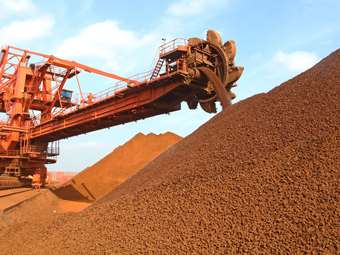 Κλιμακώνεται ο πόλεμος Κίνας-BHP - Εντολή Πεκίνου για αναστολή αγορών σιδηρομεταλλεύματος