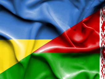 Το Μινσκ έστειλε κι άλλες δυνάμεις, αεροσκάφη και οπλισμό στα σύνορα με την Ουκρανία