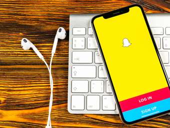 Snap: Καλύτερα των εκτιμήσεων τα τριμηνιαία έσοδα