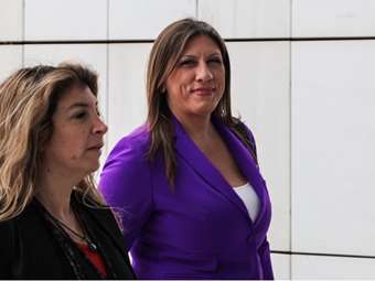 Ξεκίνησε την κατάθεσή της στη δίκη για το Μάτι η Ζωή Κωνσταντοπούλου