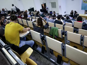 Υπ. Παιδείας: Μέχρι τις 4/12 οι αιτήσεις για το ελληνικό "Erasmus"