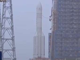 Κίνα: Εκτοξεύτηκε το διαστημόπλοιο Chang'e 6 με προορισμό τη σκοτεινή πλευρά της Σελήνης