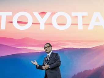 Toyota: Αποχωρεί ο CEO και πρόεδρος Ακίο Τογιόντα