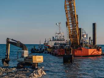 Εξοικονόμηση άνω των 700 εκατ. ευρώ από τη λειτουργία  της ηλεκτρικής διασύνδεσης Κρήτης-Πελοποννήσου