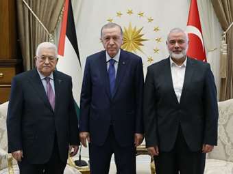 Συνάντηση του Παλαιστίνιου προέδρου Αμπάς και του ηγέτη της Χαμάς Χανίγια με τον Τούρκο πρόεδρο Ερντογάν