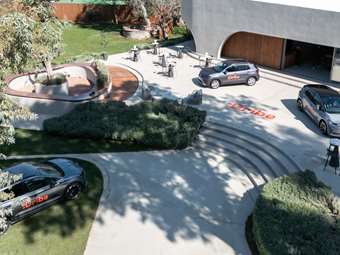 :Dribe: Ποια είναι η δανέζικη εταιρεία που συνεργάζεται με την Kosmocar – Τα επόμενα σχέδια για την Ελλάδα