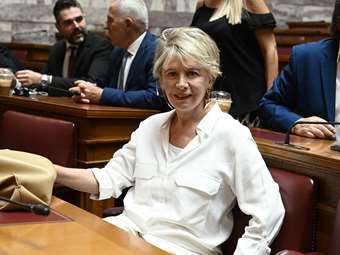 Βουλή: Ομόφωνη η απόφαση της ολομέλειας για την άρση ασυλίας Έλενας Ακρίτα και Δημήτρη Μπιάγκη