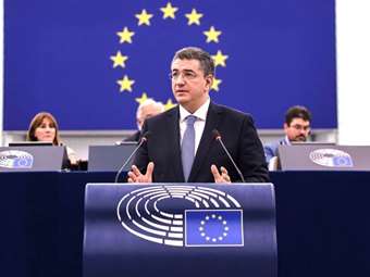 Α. Τζιτζικώστας: "Σανίδα σωτηρίας για την ευρωπαϊκή αυτοκινητοβιομηχανία η νέα δέσμη μέτρων που υιοθετήσαμε"