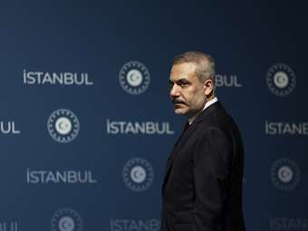 Χακάν Φιντάν: "Υποστηρίζουμε την αντιμετώπιση των διαφορών στο Αιγαίο ως ενιαίο σύνολο"