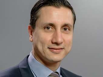 Νέος γενικός διευθυντής στην Πανελλήνια Ένωση Φαρμακοβιομηχανίας ο Δρ. Αθανάσιος Κοτσιαρός