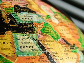 Συμφωνία Αιγύπτου - Κατάρ για ανάπτυξη ακινήτων στις αιγυπτιακές ακτές της Μεσογείου