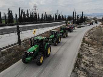 Έφτασαν στη Λαμία 20 τρακτέρ από την Καρδίτσα