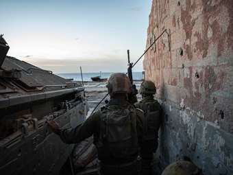 Γάζα: Ο πόλεμος εισέρχεται στον 4ο μήνα του - Το Ισραήλ διαβεβαιώνει πως "εξάρθρωσε" μέρος της Χαμάς