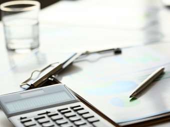 Ποιοι βγαίνουν στη σύνταξη το 2025 - Οι προϋποθέσεις σε όρια ηλικίας, έτη ασφάλισης