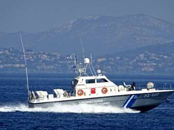 Βυθίστηκε ιστιοφόρο ανοιχτά της Σαντορίνης - Σώοι και οι τρεις επιβαίνοντες