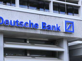 Πιέσεις σε Deutsche Bank και Commerzbank μετά από υποβάθμιση της Goldman σε "neutral"