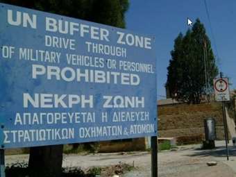 Ένταση στην Κύπρο: Τουρκικό στρατιωτικό όχημα εισέβαλε σε χωριό στη Νεκρή Ζώνη - Επενέβησαν τα Ηνωμένα Έθνη