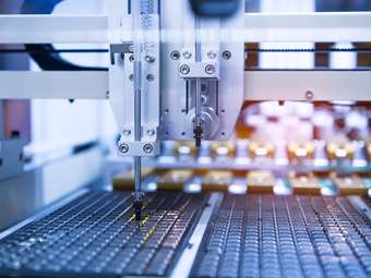 S&amp;P Global: Ισχυρή ανάκαμψη της μεταποίησης στην Ελλάδα τον Αύγουστο δείχνει ο PMI