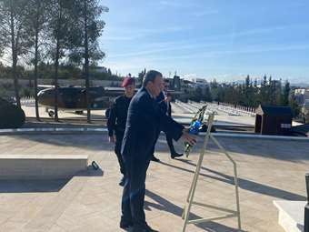 Επίσκεψη Σ. Φάμελλου στην Κύπρο - Κατάθεση στεφάνου στα Φυλακισμένα Μνήματα και στον Τύμβο της Μακεδονίτισσας