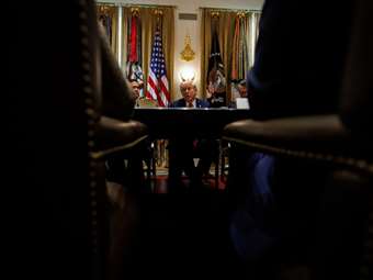 Bloomberg: Οι ΗΠΑ αντιδρούν στα σχέδια για τα ρωσικά παγωμένα assets - Εμπόδιο για την ΕΕ