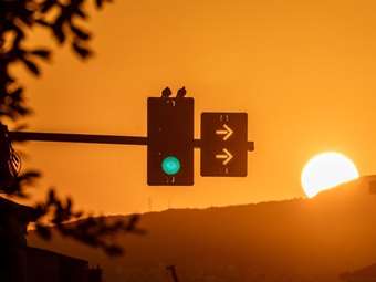 Πού βρίσκεται το πιο αργό φανάρι στην Ελλάδα που κρατάει 7 λεπτά