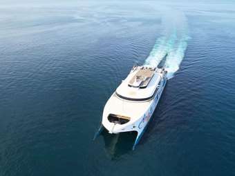 EuroChampion Jet - Το νέο εντυπωσιακό ταχύπλοο της SEAJETS κατέφτασε στο λιμάνι του Πειραιά