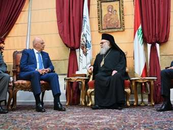 Συνάντηση Ν. Δένδια με Πατριάρχη Αντιοχείας: Στο επίκεντρο η προστασία των χριστιανικών πληθυσμών σε Λίβανο και Συρία