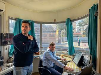 Αιφνιδιαστική επίσκεψη αναπληρωτή υπουργού Μεταφορών, Κωνσταντίνου Κυρανάκη στο Σταθμό Λαρίσης