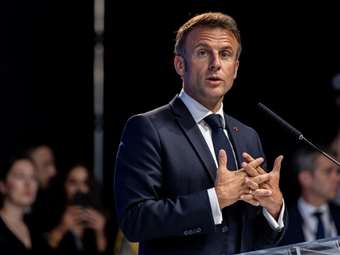 Γαλλία: Δέσμη μέτρων με επίκεντρο την σχολική εκπαίδευση παρουσίασε ο Μακρόν