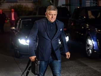 Φίκο: Η Σλοβακία δεν θα συμφωνήσει να χρησιμοποιήσει παγωμένα ρωσικά περιουσιακά στοιχεία για την Ουκρανία