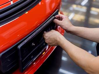 Πρόστιμα μαμούθ για όσους κατέθεσαν πινακίδες και κινούν το Ι.Χ.