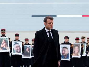 Μακρόν: Οι επιθέσεις της 7ης Οκτωβρίου ήταν η "μεγαλύτερη αντισημιτική σφαγή του αιώνα μας",