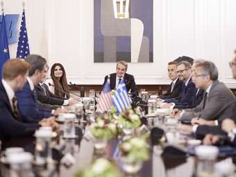 Συνάντηση Κυρ. Μητσοτάκη με τους υπουργούς Εσωτερικών και Ενέργειας των ΗΠΑ - Στο επίκεντρο η ενεργειακή ασφάλεια της Ευρώπης