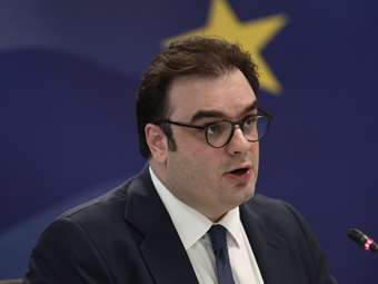 Pierrakakis: Greece will ask Brussels to exempt defence spending from further spending in the coming years