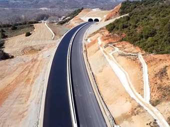 Την Άνοιξη παραδίδεται πλήρως σε κυκλοφορία ο Ε65