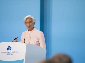 Λαγκάρντ: Ανοίγει την πόρτα σε "παύση" των αυξήσεων επιτοκίων, αλλά προειδοποιεί για αυξημένα επίπεδα για μεγάλο χρονικό διάστημα