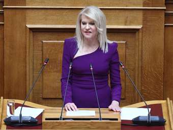 Η Θ. Τζάκρη επιμένει (πάρα το 17-1 της Π.Γ.): Να παραμείνει πρόεδρος του ΣΥΡΙΖΑ ο Κασσελάκης μέχρι τις εσωκομματικές εκλογές