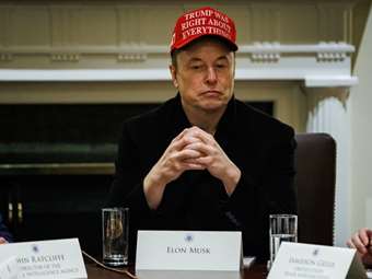 Tesla: Η Νορβηγία λέει "όχι" για αποδοχές 1 τρισ. δολάρια στον Elon Musk