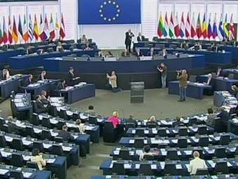 Ερώτηση της ΕΟ του ΚΚΕ "για τις ευθύνες ΕΕ και κυβέρνησης για τις υποκλοπές"